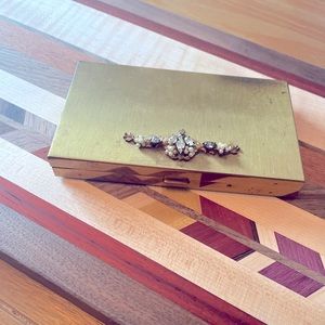 Vintage compact makeup & cigarette case with rhinestone & faux seed pearl front